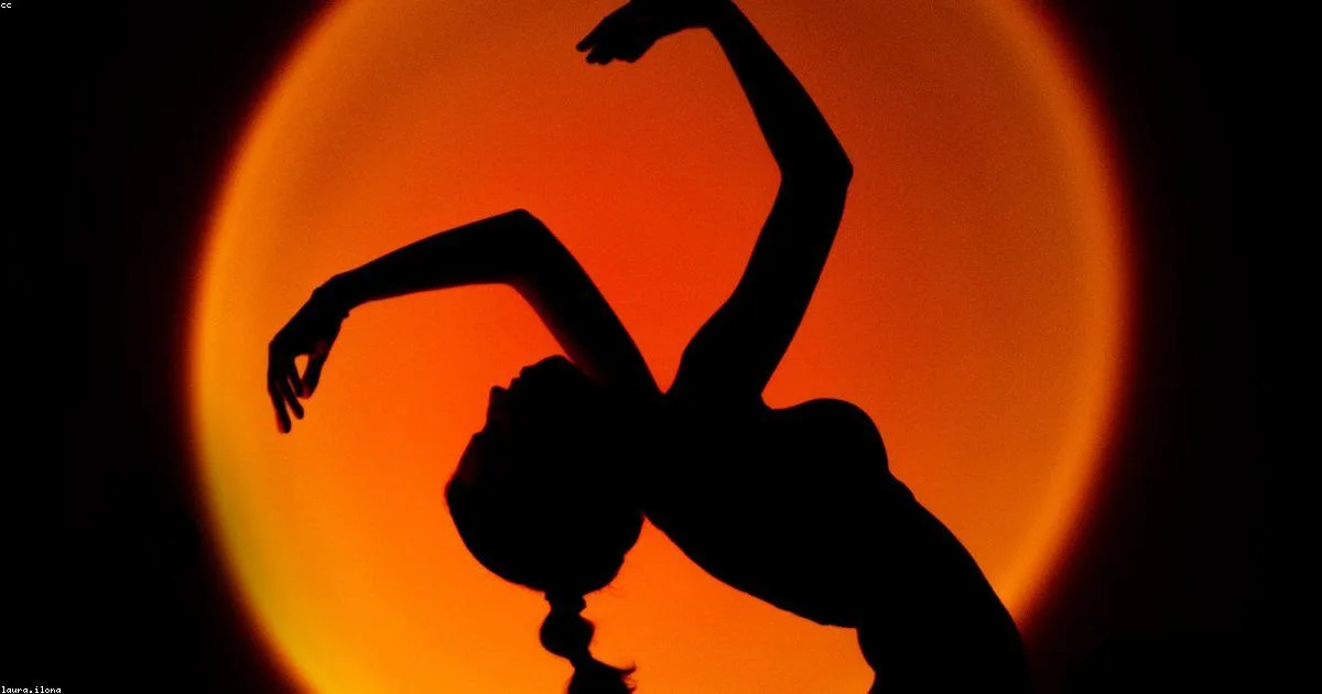 What Is Gaslighting? Definition, 25 Examples, and How to Respond