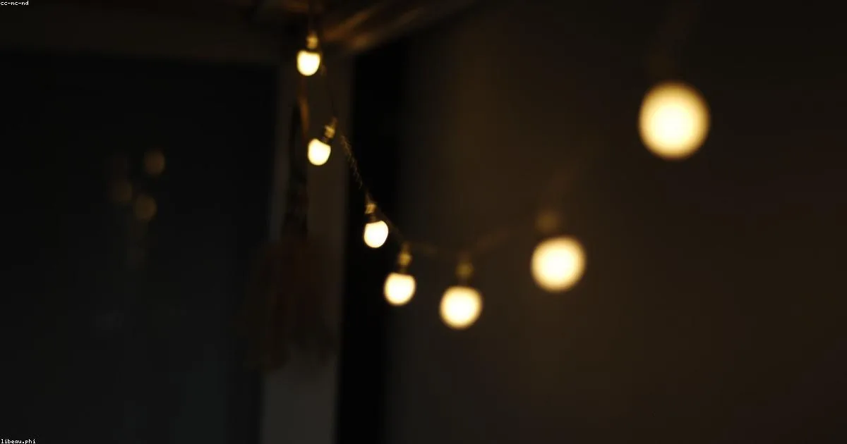 Blue Light and Sleep: What the Latest Research Actually Shows